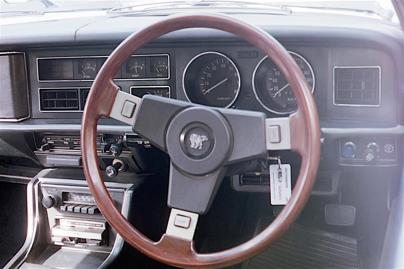 Illustration for article titled For $16,500, This 1979 Isuzu 117-XG Could Make You An Irregular Joe